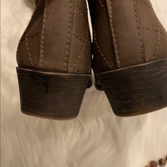 Madden Girl Cowgirl Style Booties - Picture 6 of 9